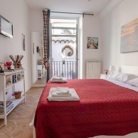Il Balcone Sui Presepi Apartment Nápoly Kültér fotó