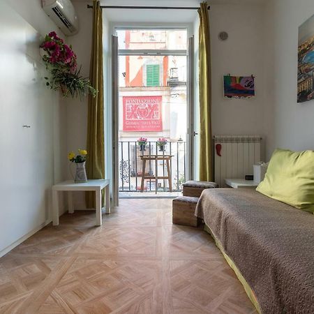 Il Balcone Sui Presepi Apartment Nápoly Kültér fotó